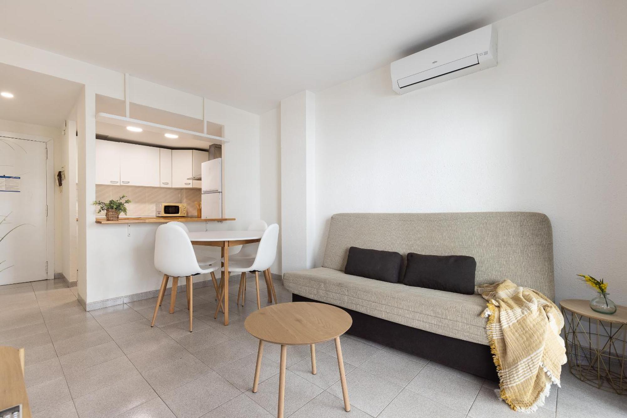 Uhc Apartamento Ruisenores Salou Exterior photo